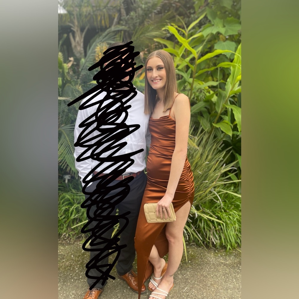 WINDSOR AUBURN BROWN- LONG SLIT DRESS